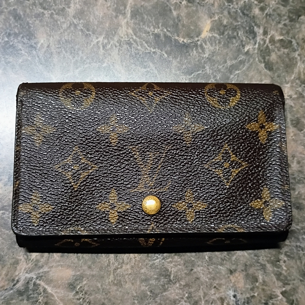 Louis Vuitton Brown Monogram Porte Monnaie Tresor Bifold Wallet 🤎